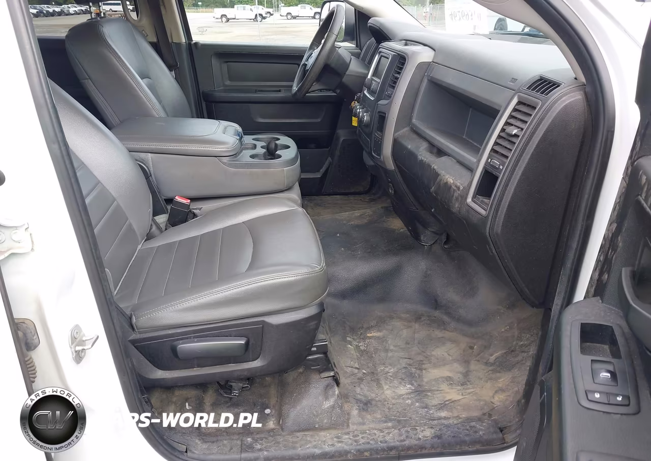 2019 Ram 1500 Classic Tradesman 4X4 6'4 Box VIN:1C6RR7FG5KS658597 - 5