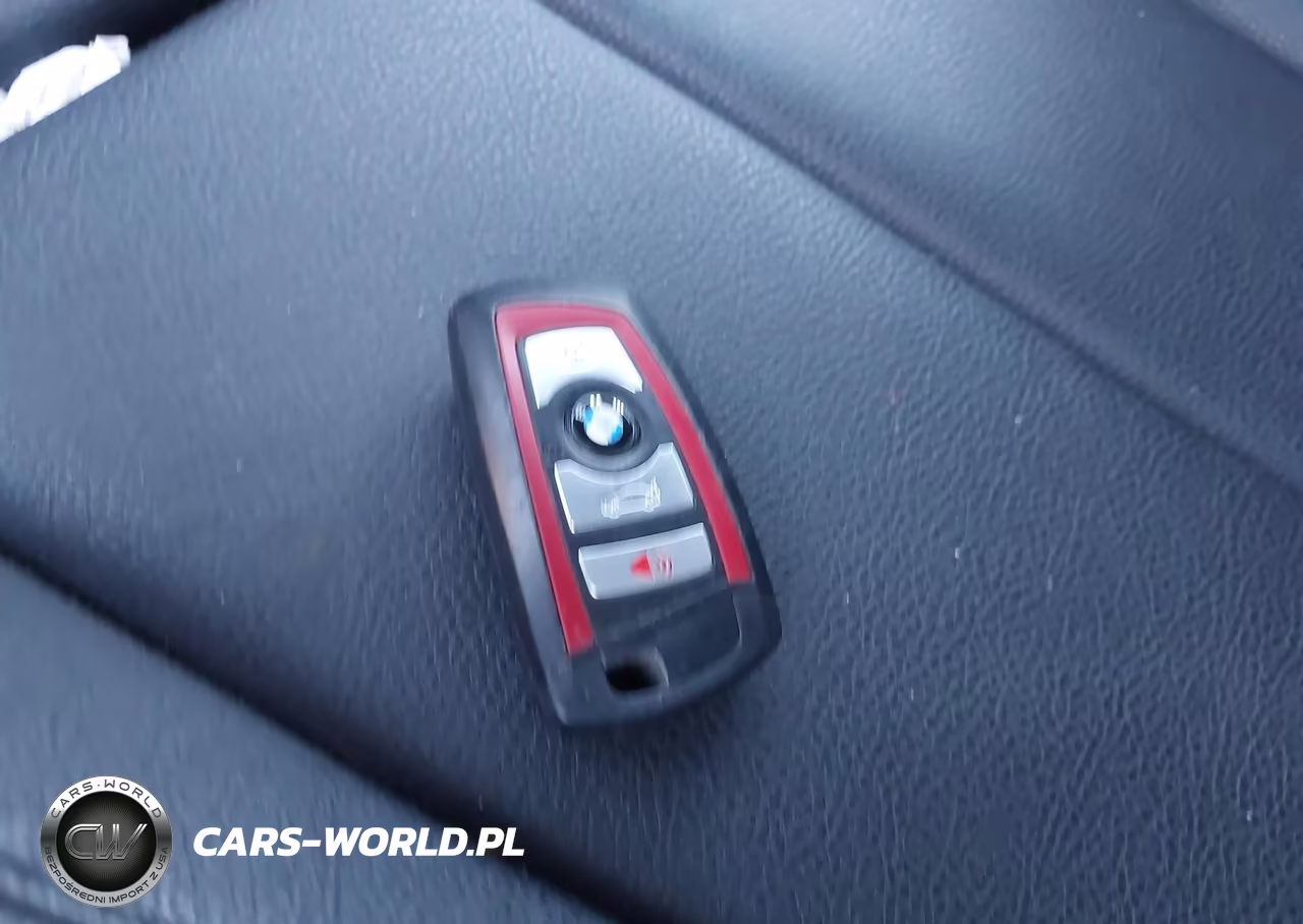 2018 BMW 330I xDrive VIN:WBA8D9G58JNU66712 - 11