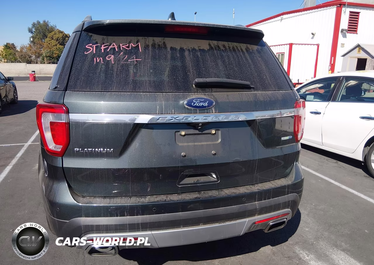 2016 Ford Explorer Platinum VIN:1FM5K8HT7GGC72006 - 17
