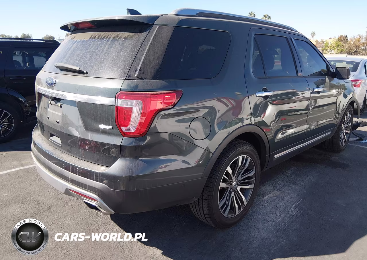 2016 Ford Explorer Platinum VIN:1FM5K8HT7GGC72006 - 4