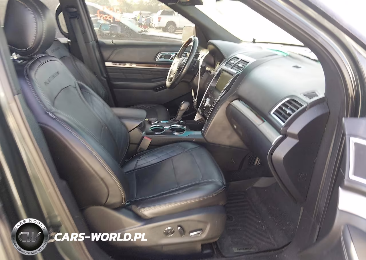 2016 Ford Explorer Platinum VIN:1FM5K8HT7GGC72006 - 5