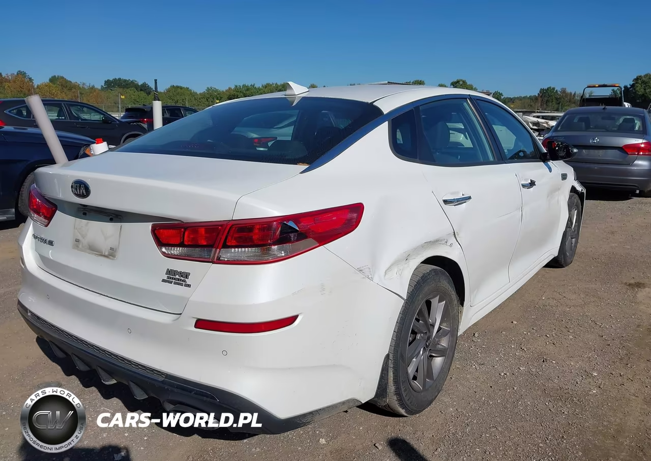 2020 Kia Optima Lx VIN:5XXGT4L3XLG402470 - 4