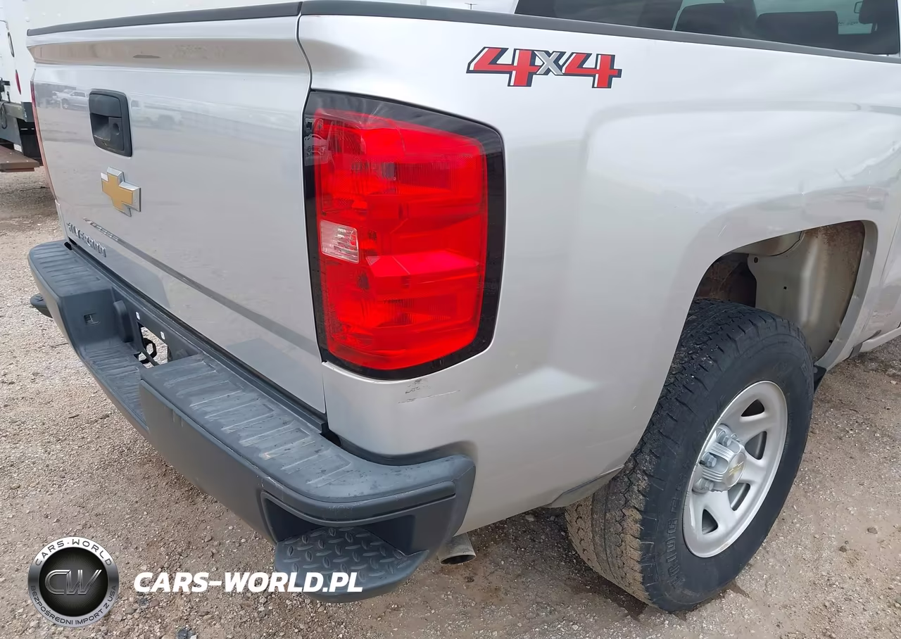 2018 Chevrolet Silverado 1500 Wt VIN:3GCUKNEH5JG483862 - 15