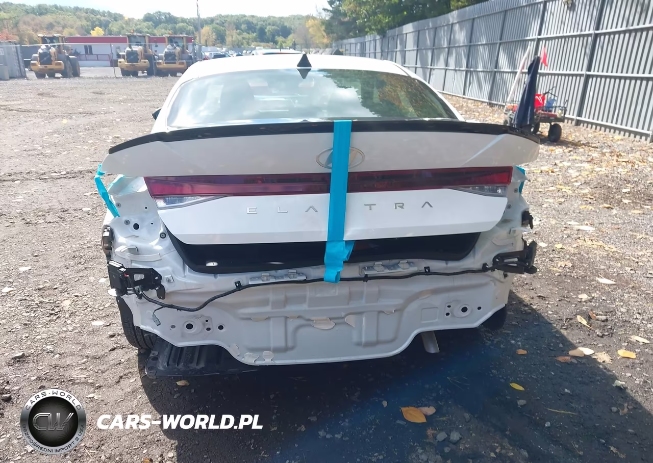 2026 Hyundai Elantra Sel Sport VIN:KMHLM4DG1TU197138 - 16