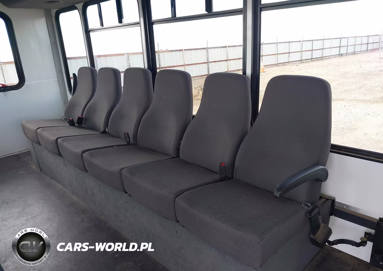 2017 Ford Transit-350 Cutaway VIN:1FDES6PVXHKB43358 - 8