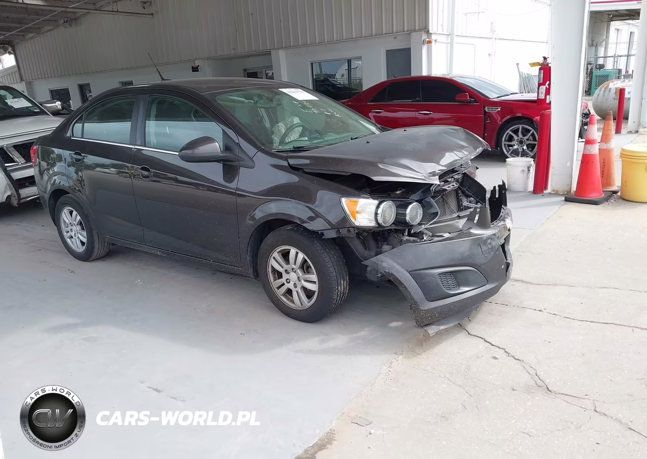 2014 Chevrolet Sonic Lt Auto – zdjęcie 1 z 16