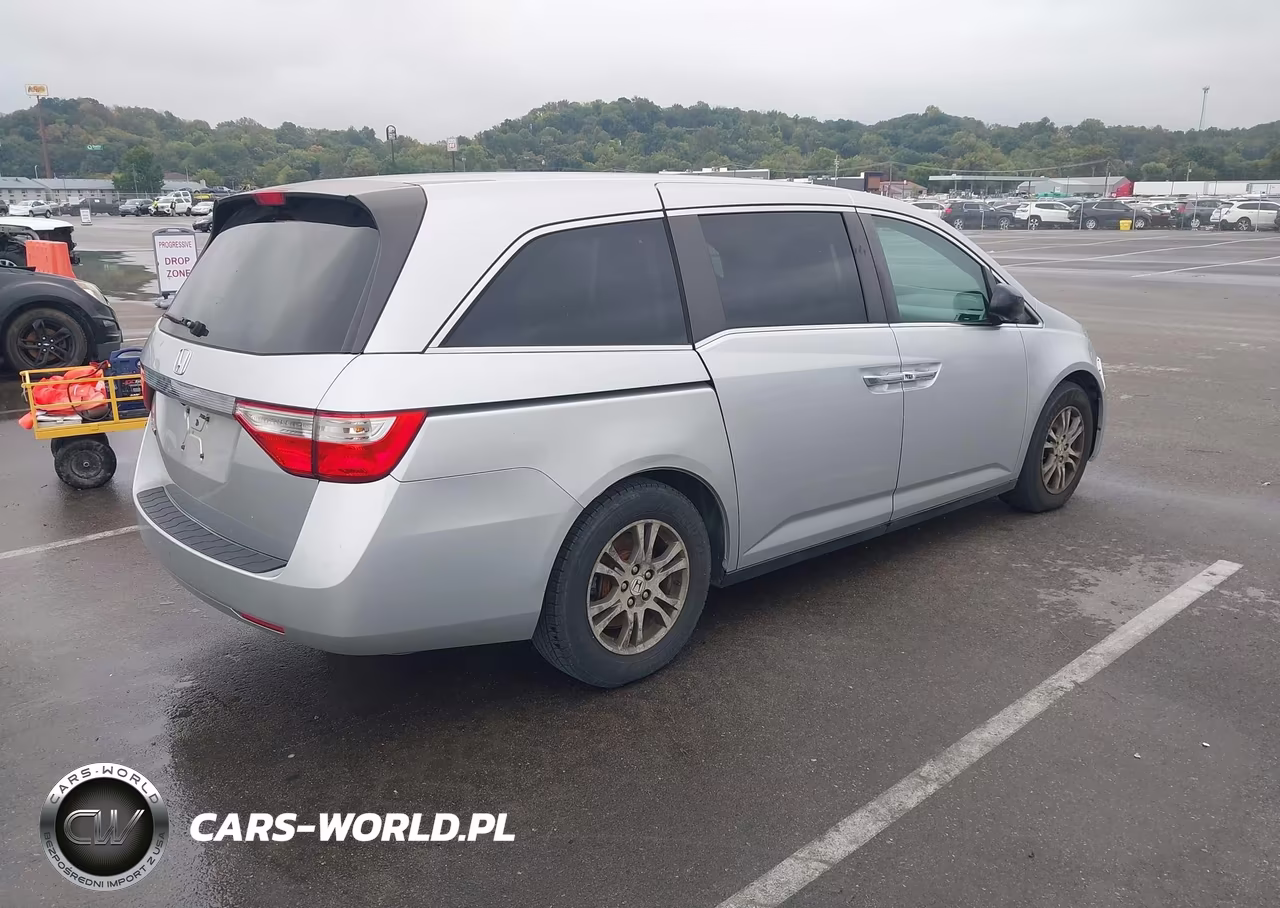 2013 Honda Odyssey Ex VIN:5FNRL5H45DB073892 - 4