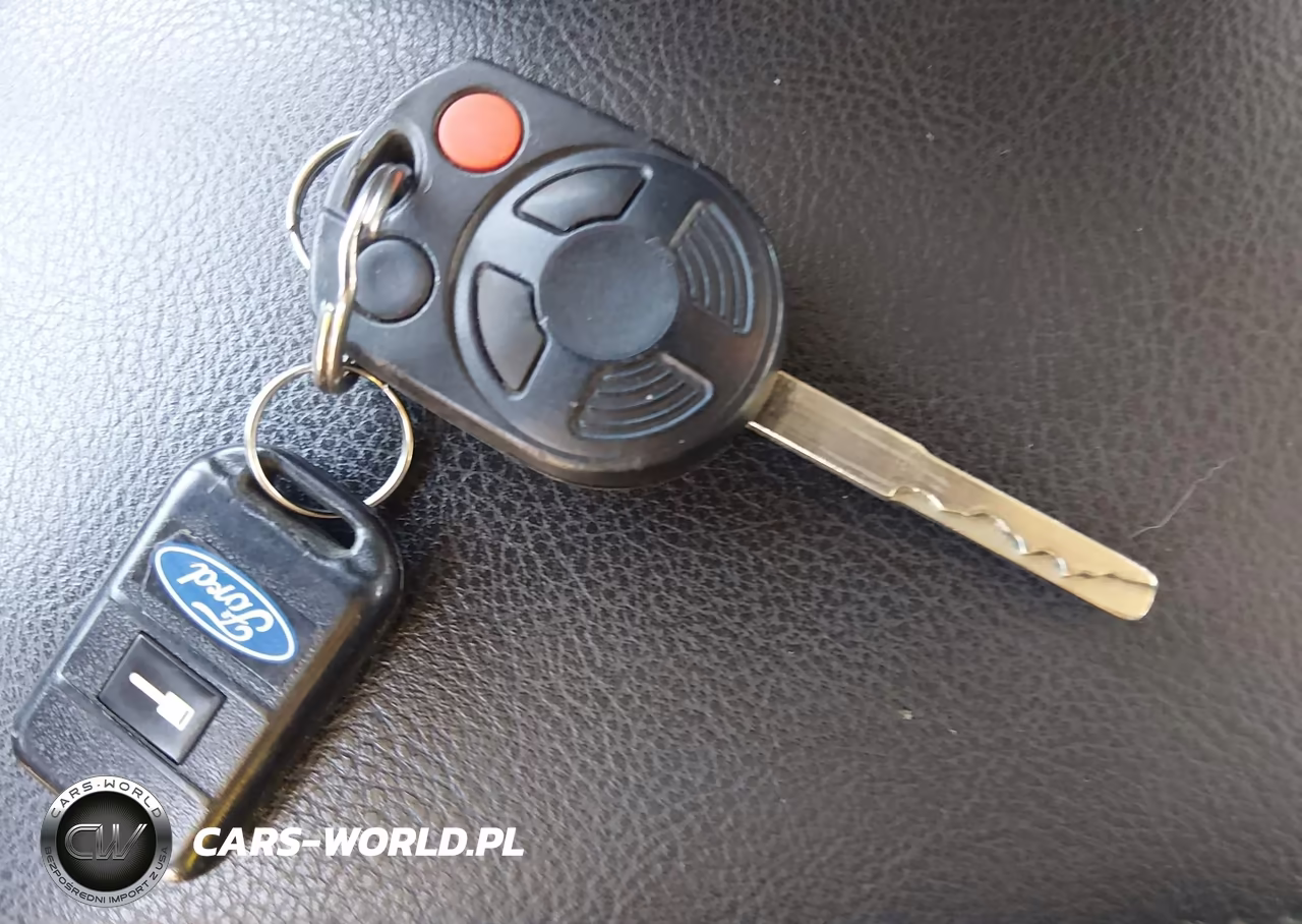 2015 Ford Focus Se VIN:1FADP3K20FL354983 - 11