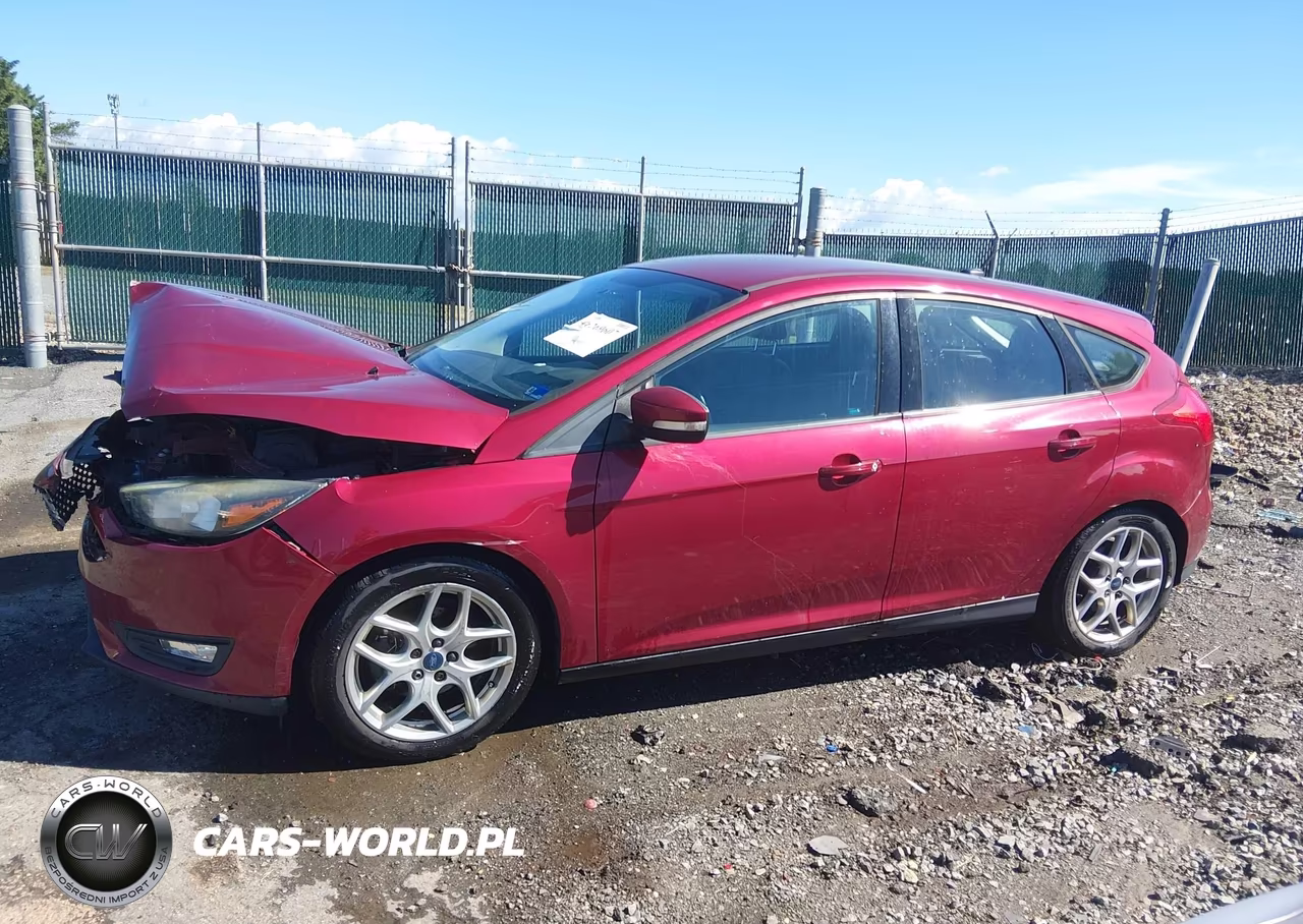 2015 Ford Focus Se VIN:1FADP3K20FL354983 - 14
