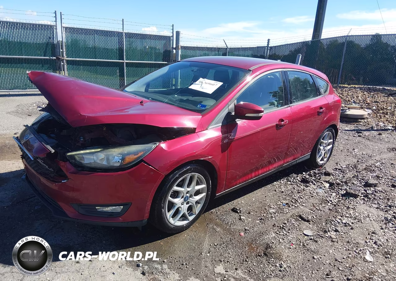 2015 Ford Focus Se VIN:1FADP3K20FL354983 - 2
