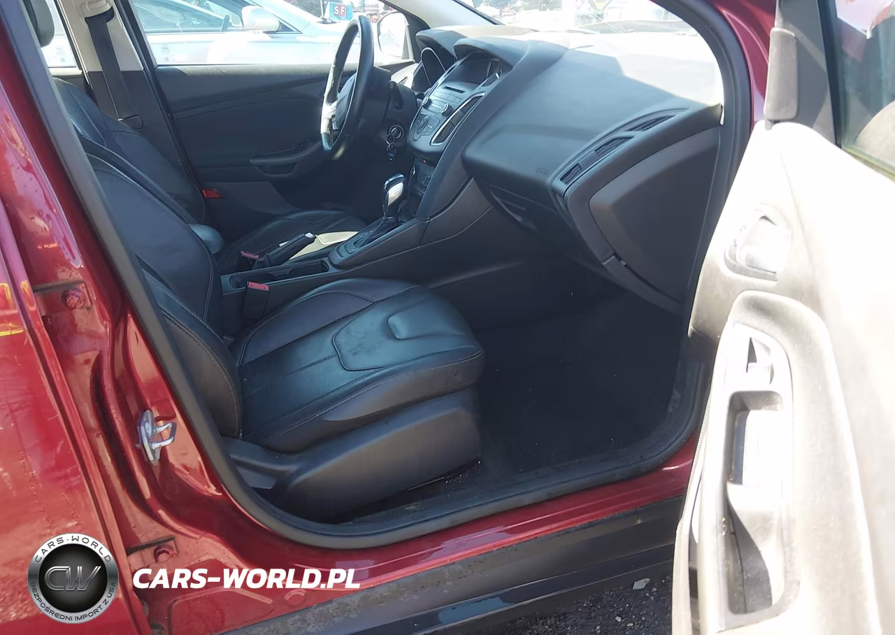 2015 Ford Focus Se VIN:1FADP3K20FL354983 - 5