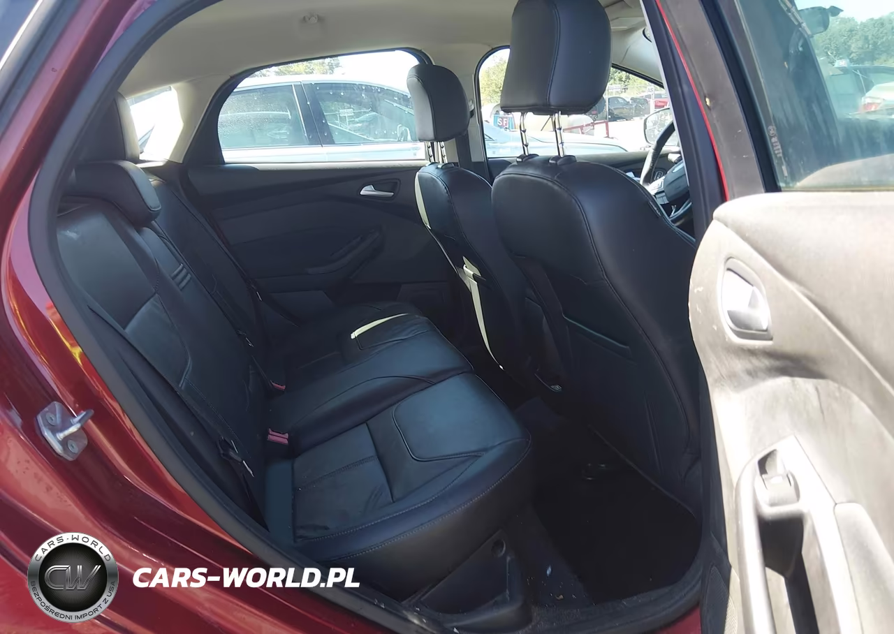 2015 Ford Focus Se VIN:1FADP3K20FL354983 - 8
