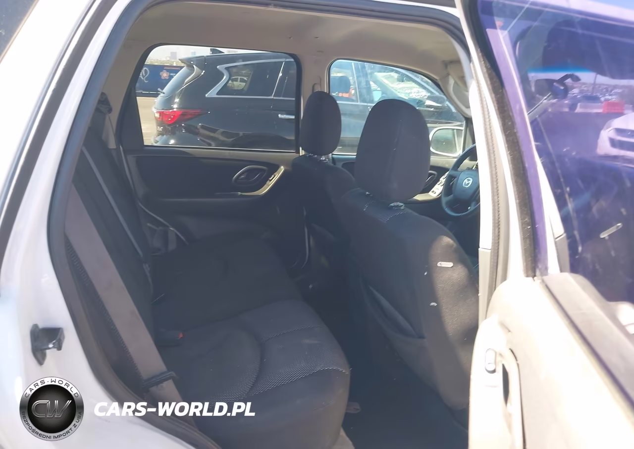 2005 Mazda Tribute S VIN:4F2CZ94145KM49106 - 8