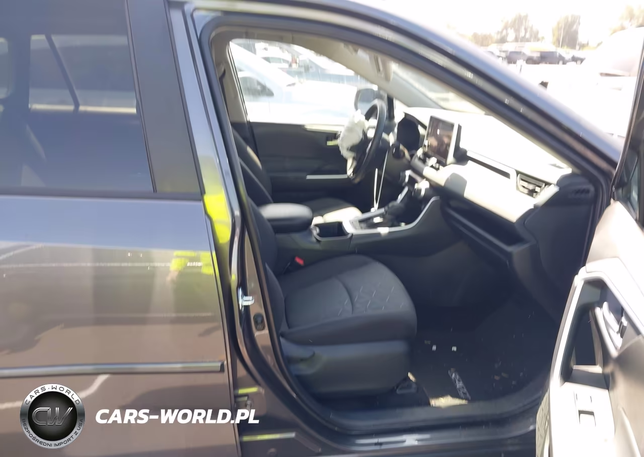 2025 Toyota Rav4 Xle VIN:2T3W1RFV7SC356301 - 5