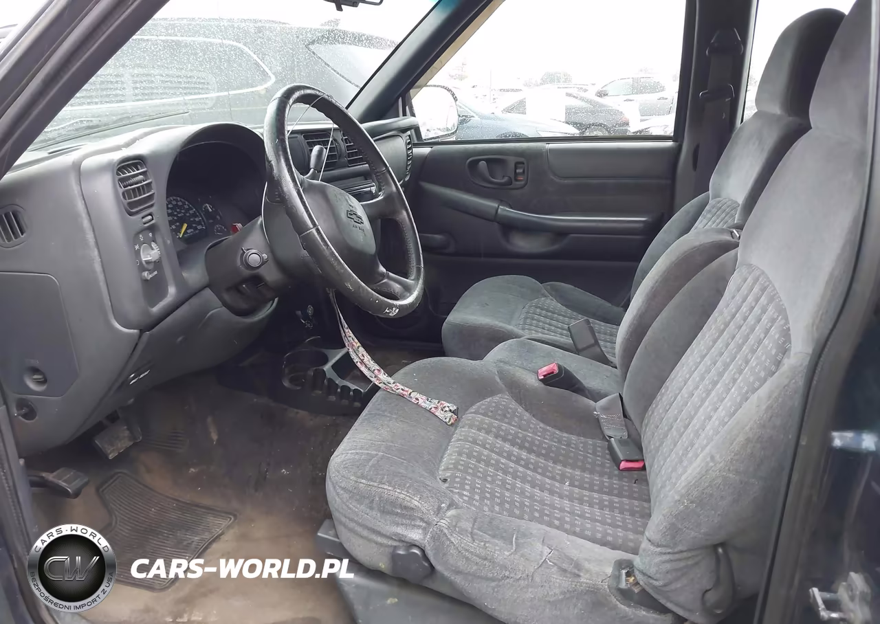2001 Chevrolet S-10 Ls VIN:1GCCS195018101344 - 5