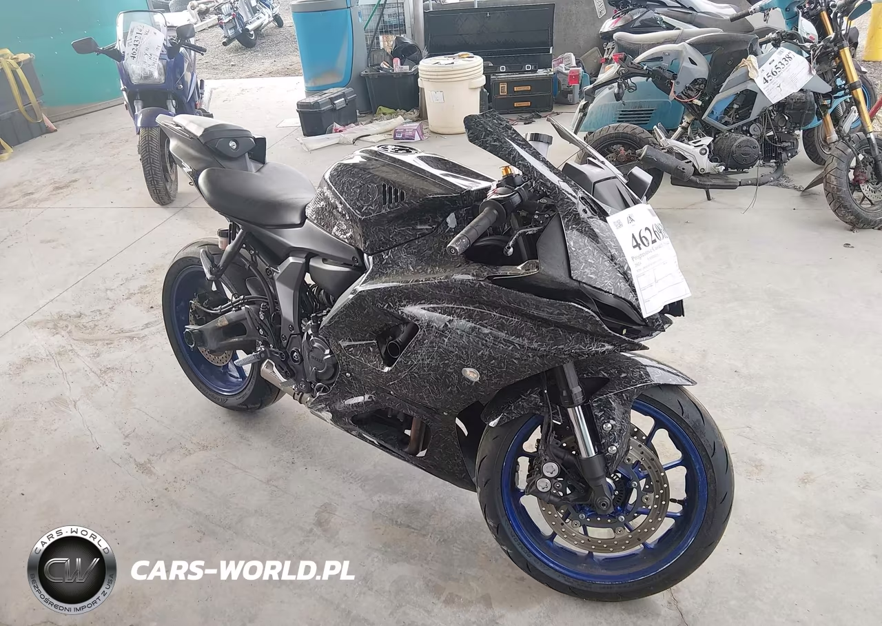 2024 Yamaha Yzfr7 – zdjęcie 1 z 14