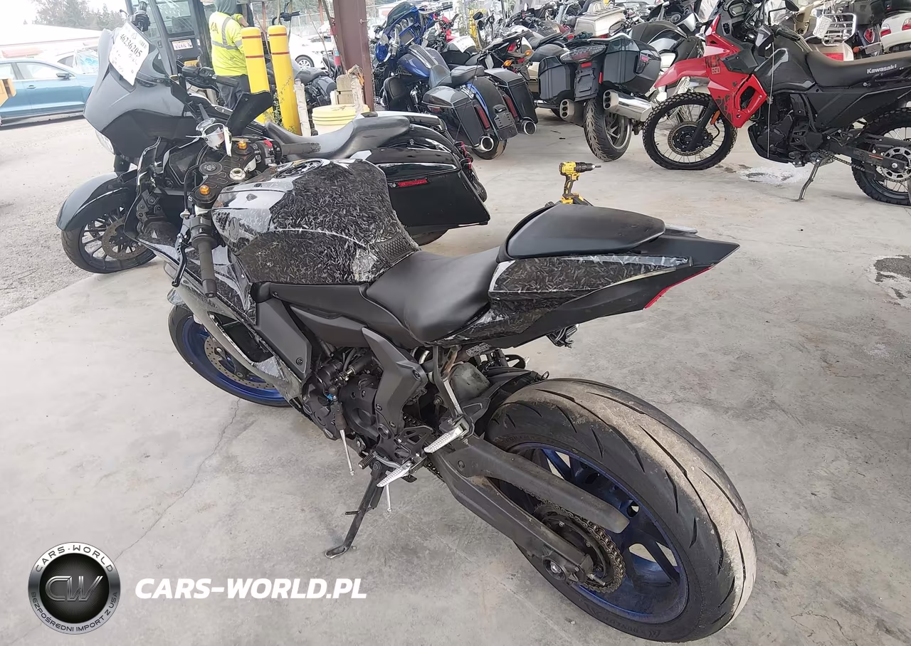 2024 Yamaha Yzfr7 VIN:JYARM38E0RA010625 - 3