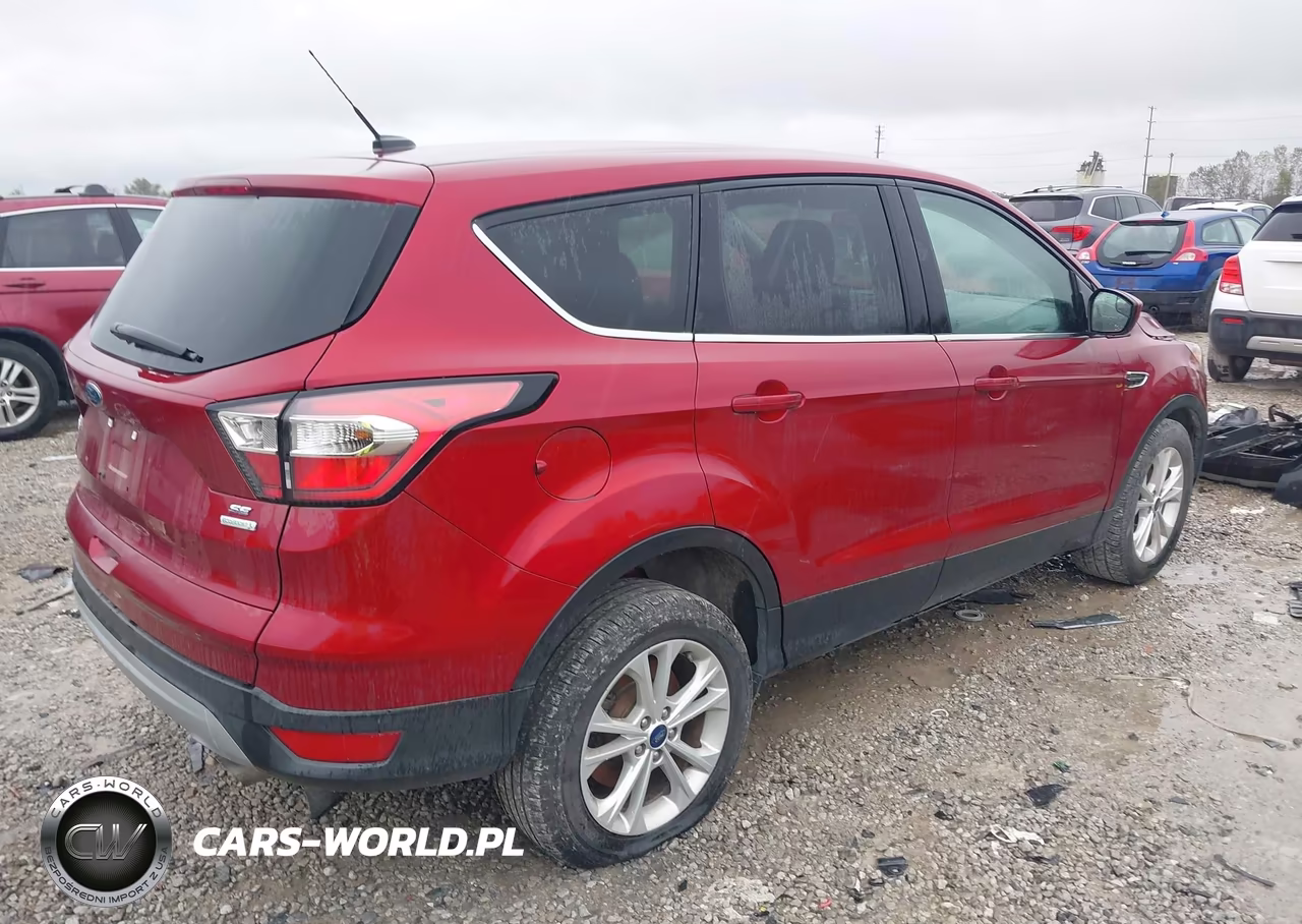 2017 Ford Escape Se VIN:1FMCU0GD3HUE89102 - 4