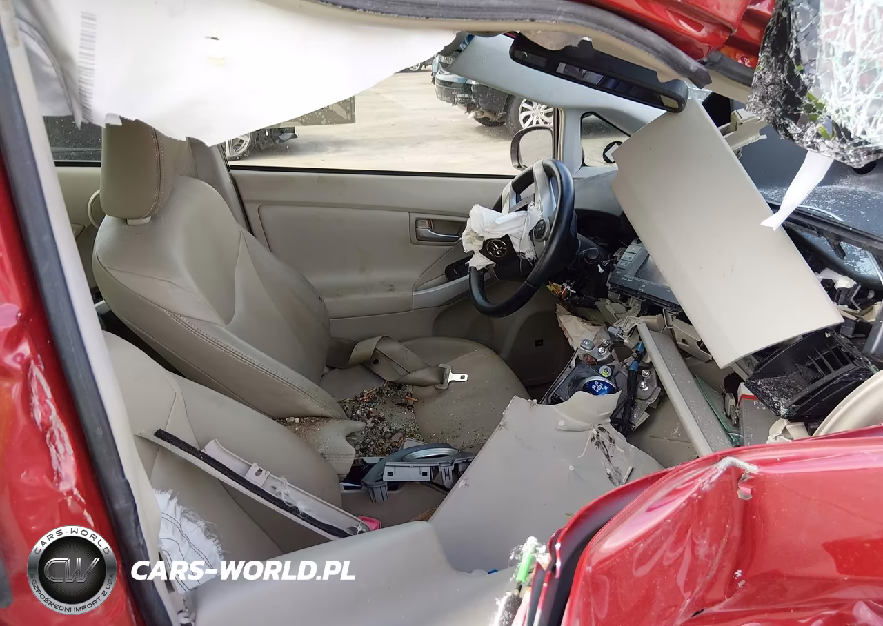 2012 Toyota Prius Four VIN:JTDKN3DU6C5436240 - 5