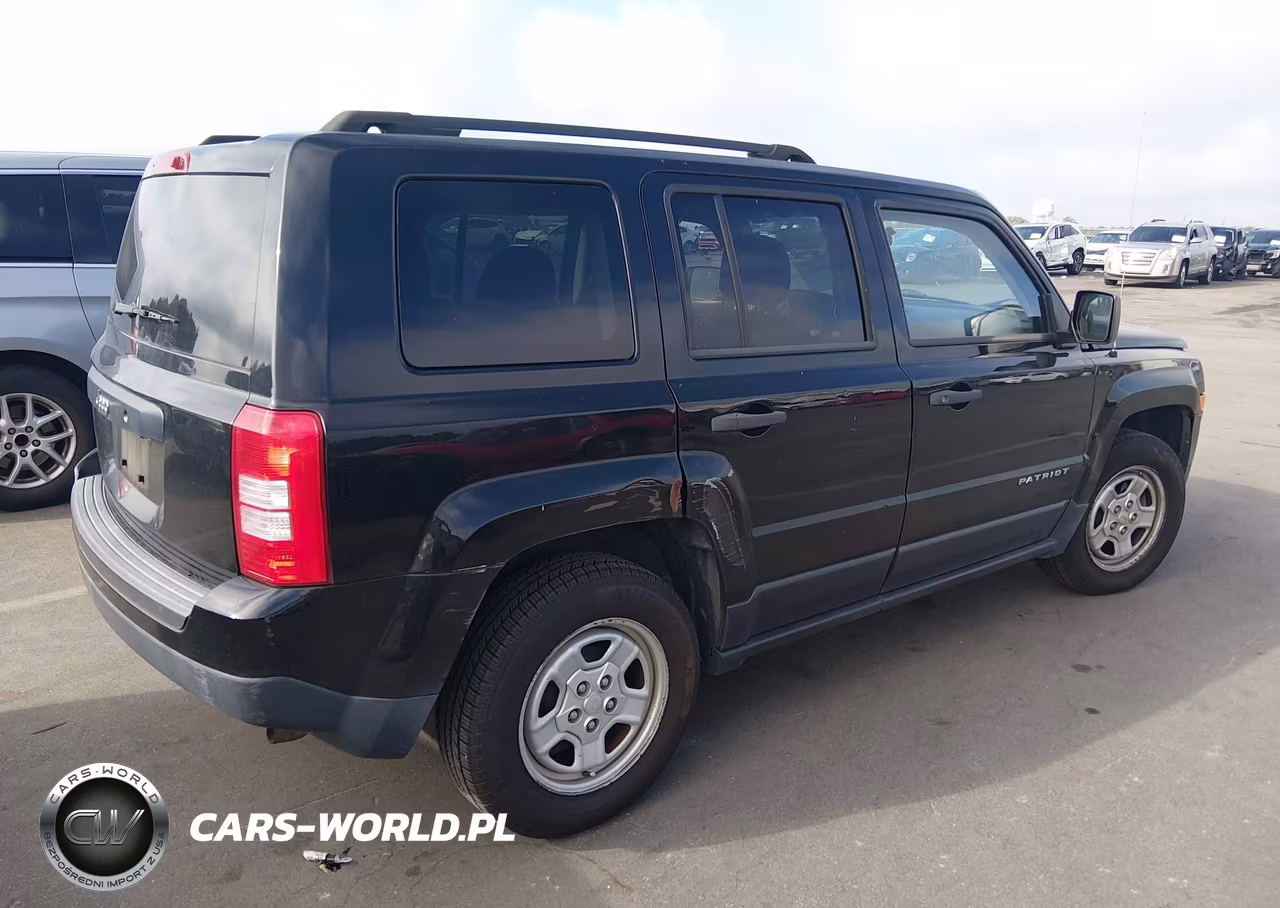 2014 Jeep Patriot Sport VIN:1C4NJPBB7ED813698 - 4