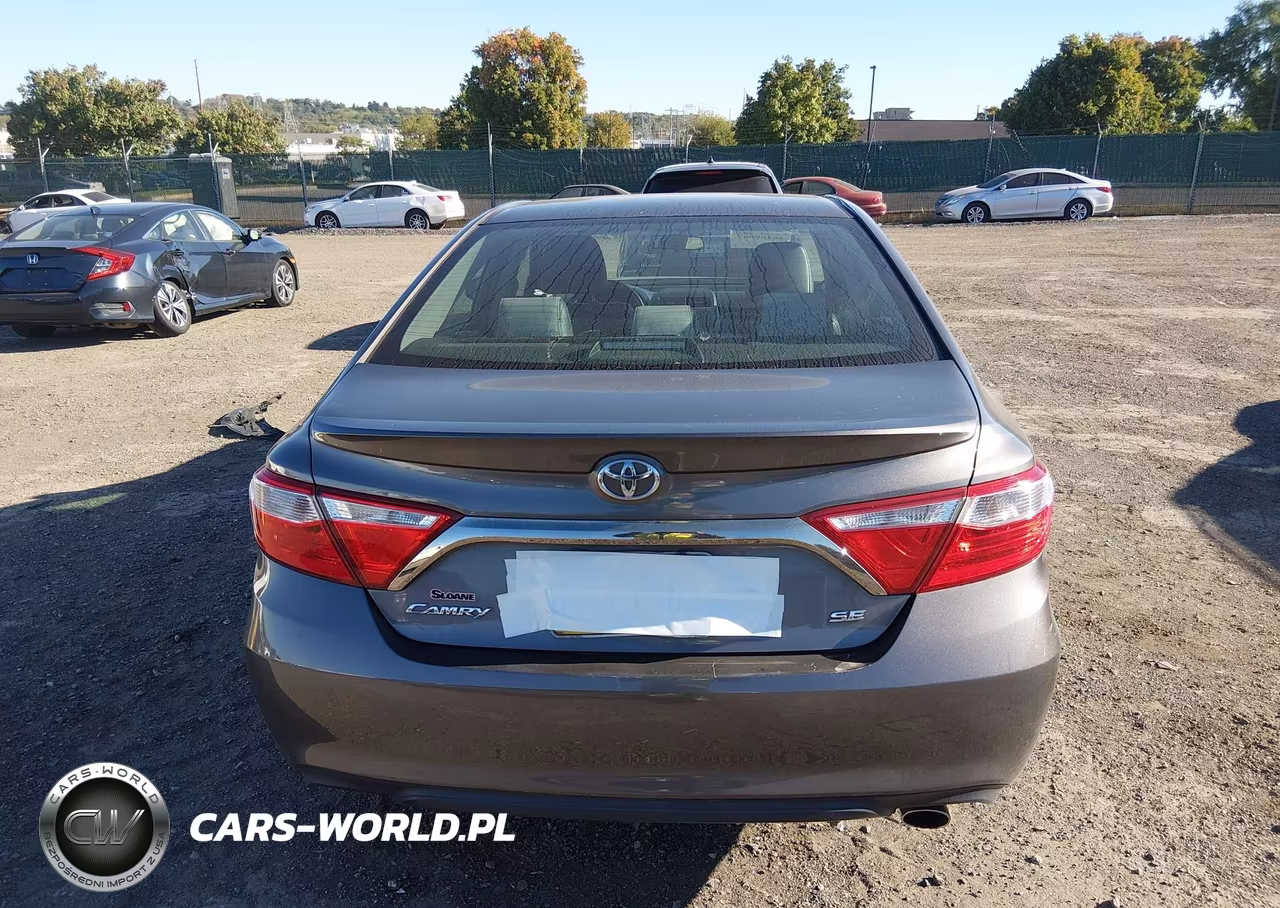2017 Toyota Camry Se VIN:4T1BF1FK4HU323506 - 17