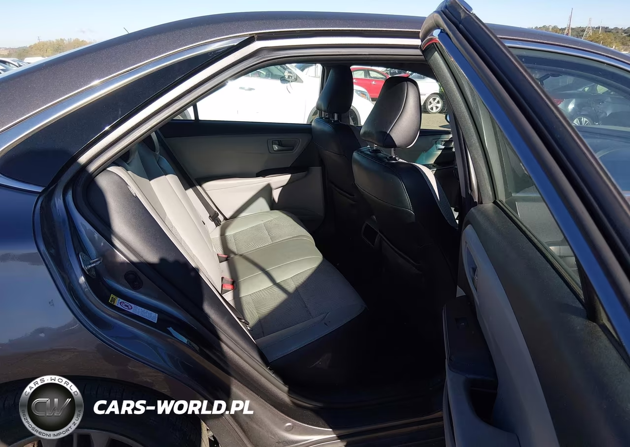 2017 Toyota Camry Se VIN:4T1BF1FK4HU323506 - 8