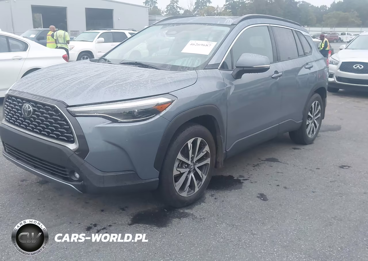 2023 Toyota Corolla Cross Xle VIN:7MUDAAAG3PV047486 - 2