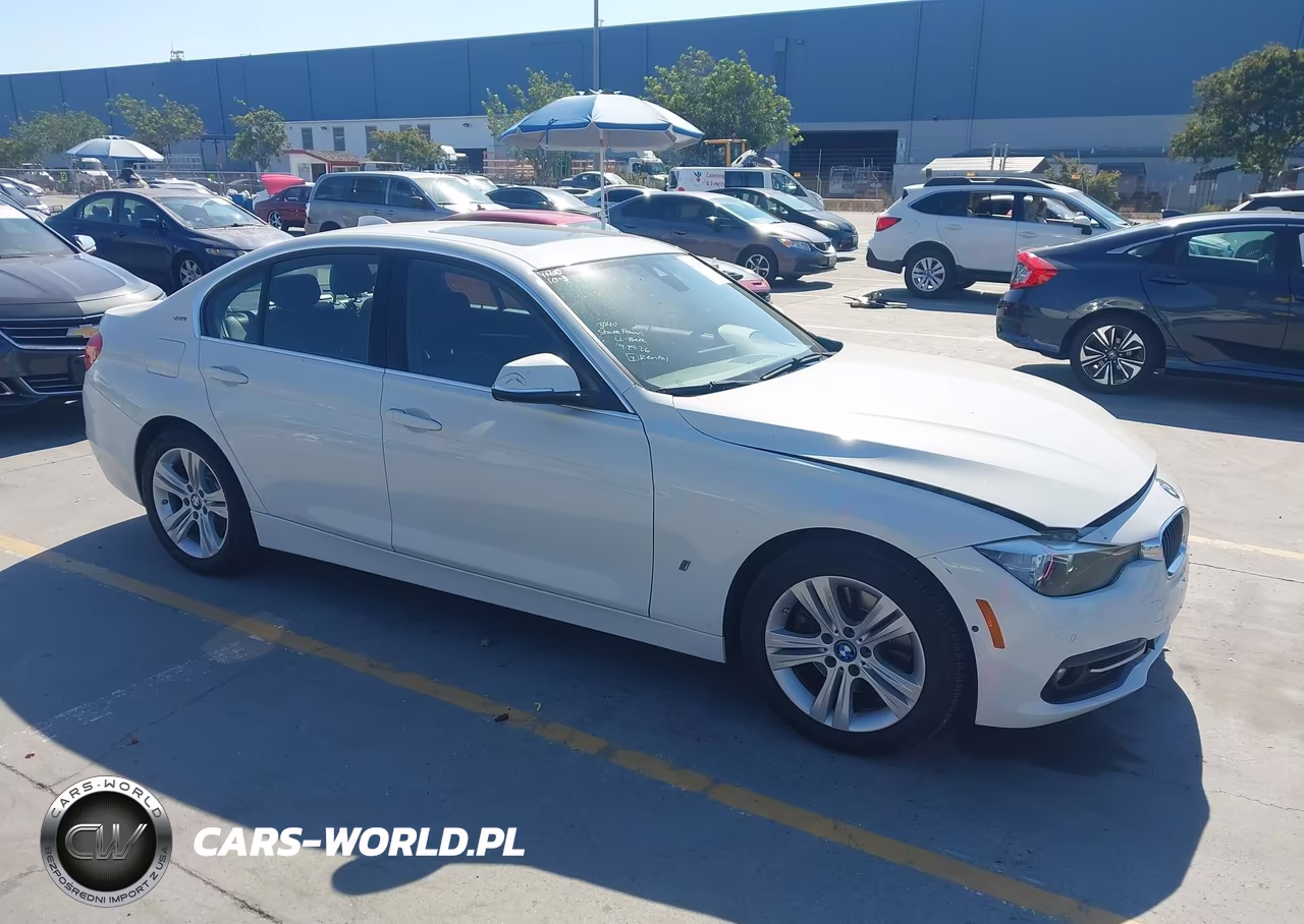 2017 BMW 330E Iperformance