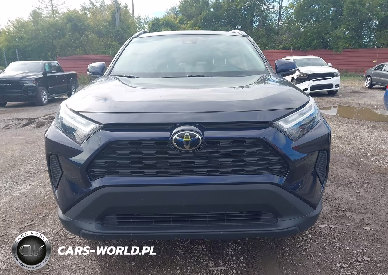 2023 Toyota Rav4 Xle VIN:2T3P1RFV5PW348370 - 12