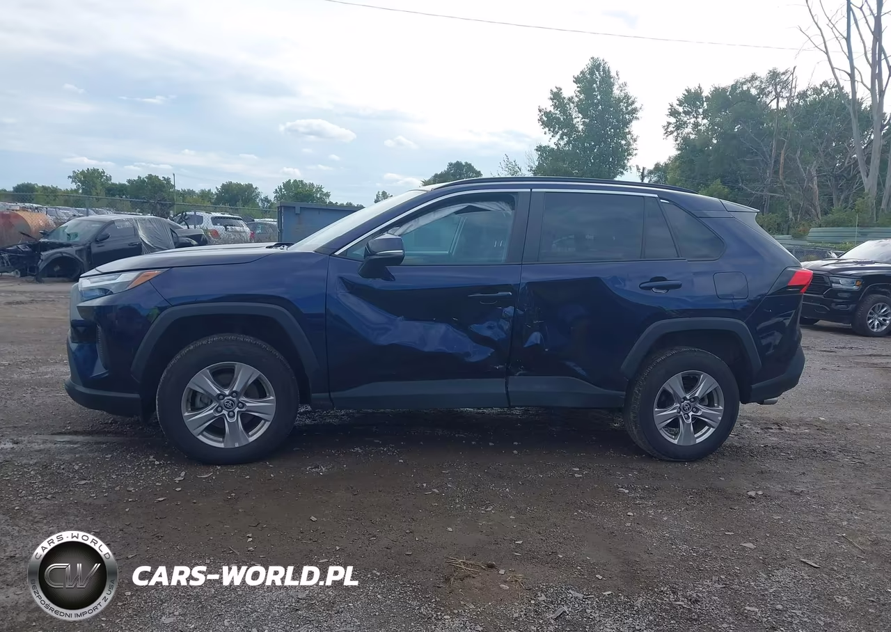 2023 Toyota Rav4 Xle VIN:2T3P1RFV5PW348370 - 14