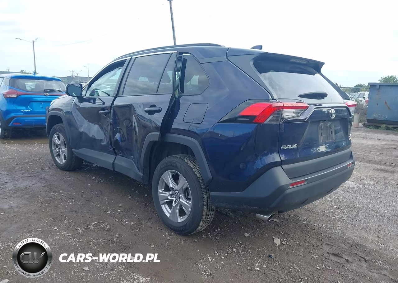 2023 Toyota Rav4 Xle VIN:2T3P1RFV5PW348370 - 3