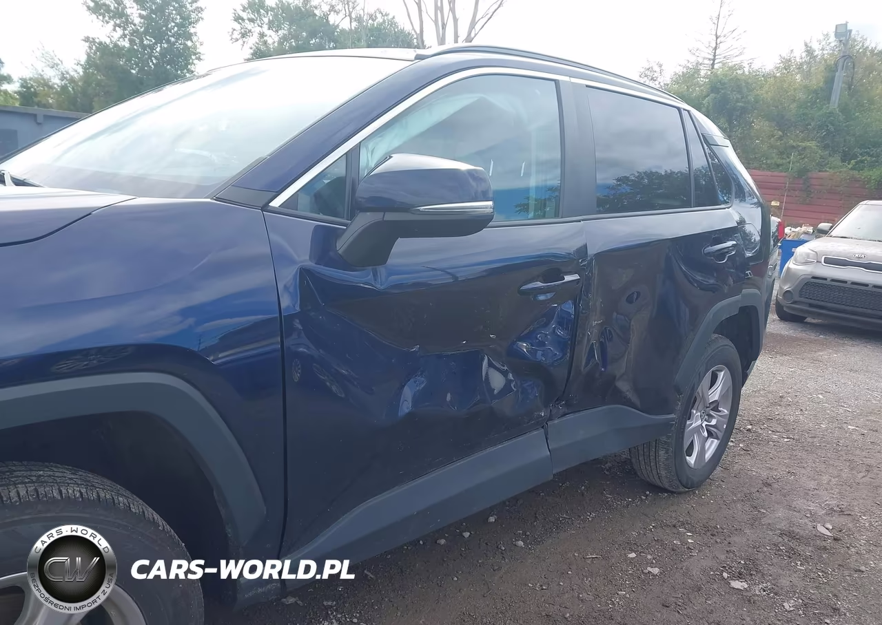 2023 Toyota Rav4 Xle VIN:2T3P1RFV5PW348370 - 6