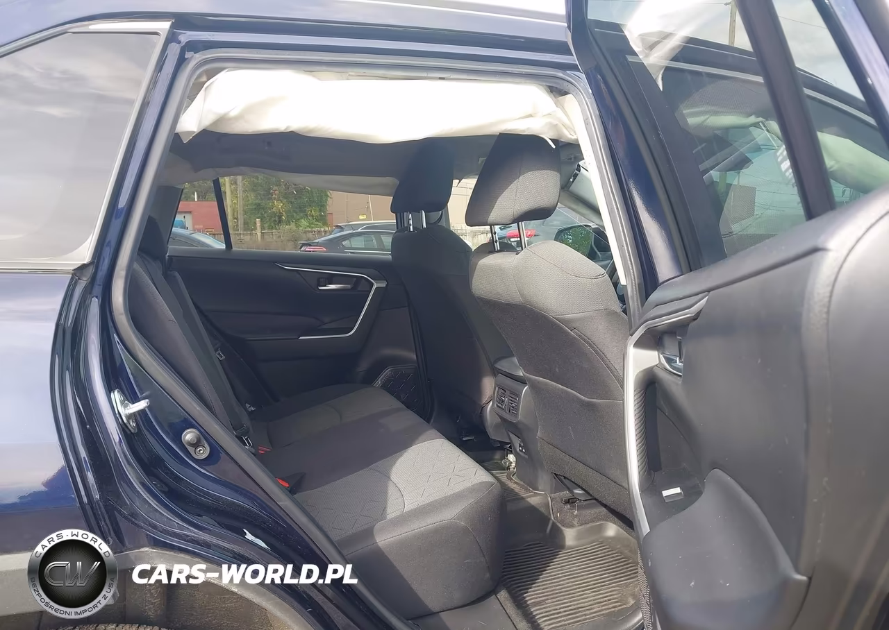 2023 Toyota Rav4 Xle VIN:2T3P1RFV5PW348370 - 8