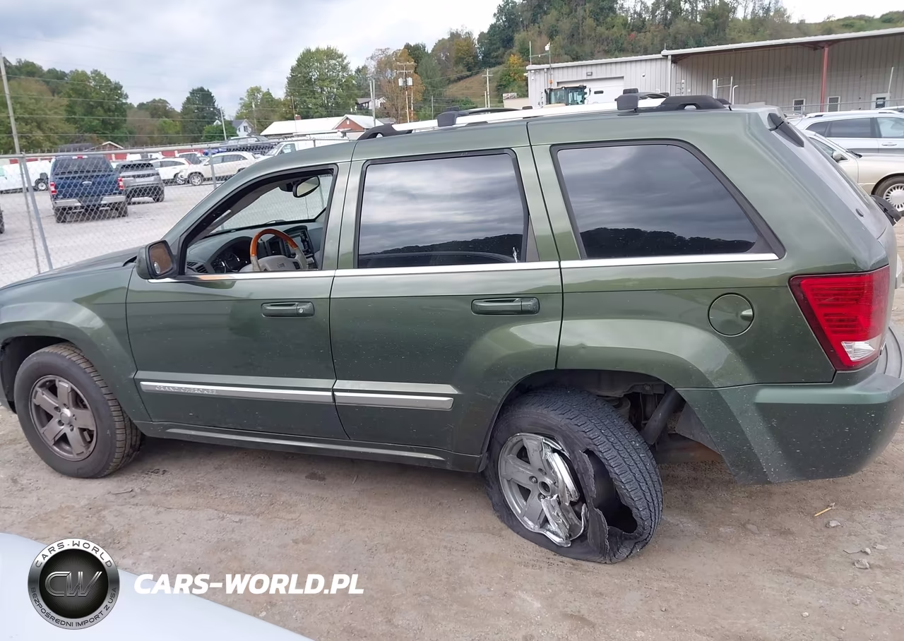 2007 Jeep Grand Cherokee Overland VIN:1J8HS68247C572986 - 14