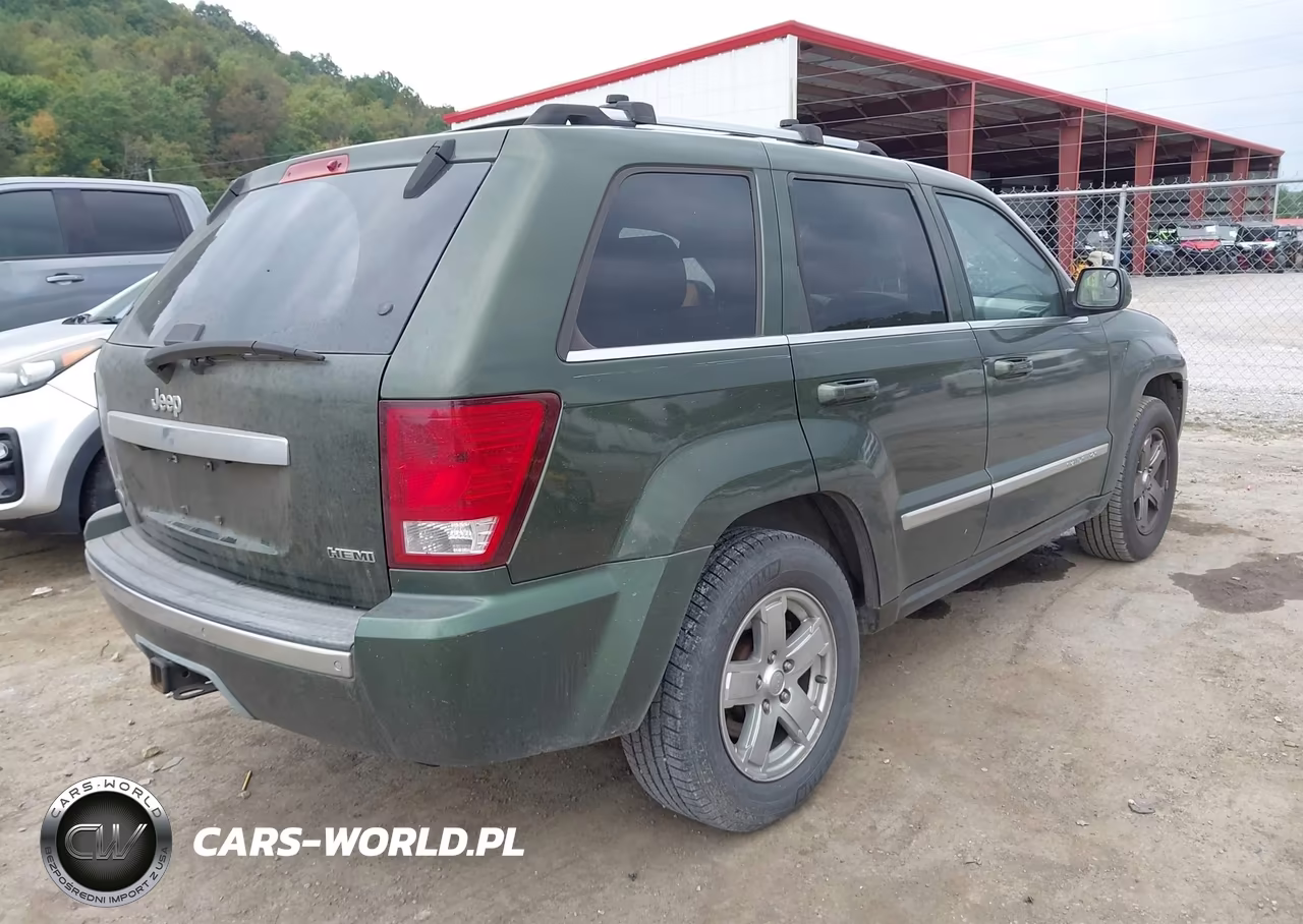 2007 Jeep Grand Cherokee Overland VIN:1J8HS68247C572986 - 4