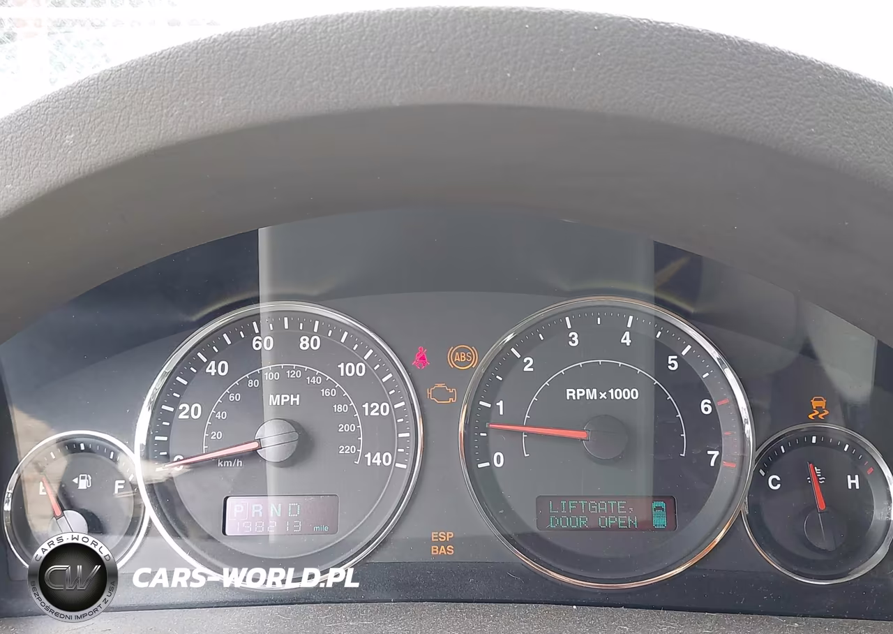 2007 Jeep Grand Cherokee Overland VIN:1J8HS68247C572986 - 7