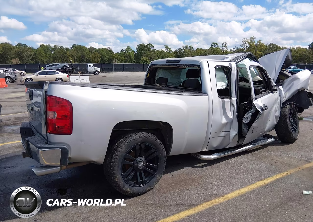 2011 Chevrolet Silverado 1500 Lt VIN:1GCRCSE06BZ394377 - 4