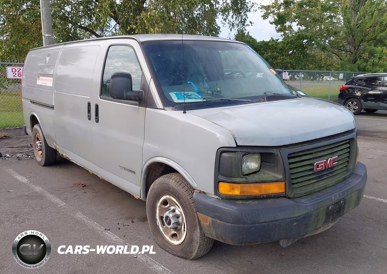 2005 GMC Savana Standard