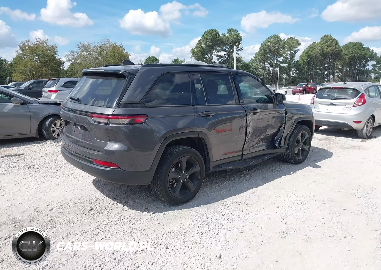2023 Jeep Grand Cherokee Altitude 4X2 VIN:1C4RJGAG5P8890550 - 4