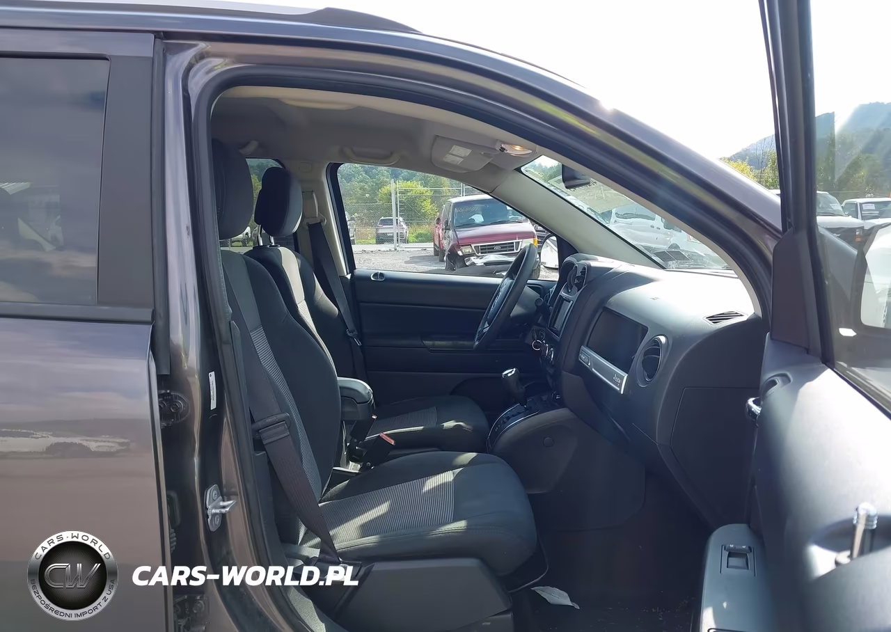 2016 Jeep Compass Sport VIN:1C4NJDBB4GD566495 - 5