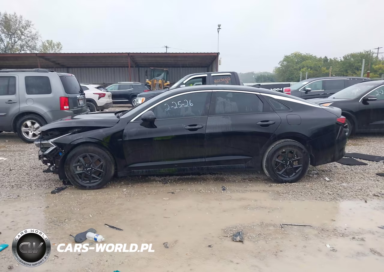 2025 Kia K5 Lxs VIN:KNAG24J7XS5305763 - 14