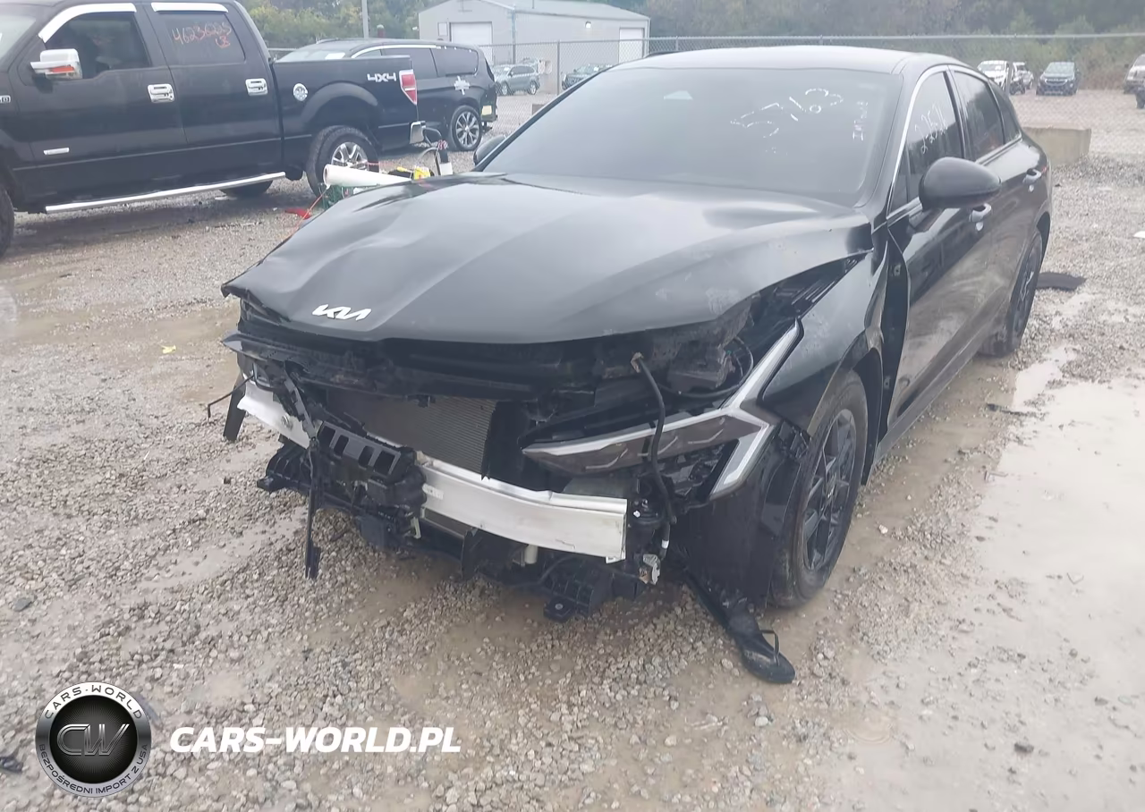 2025 Kia K5 Lxs VIN:KNAG24J7XS5305763 - 17