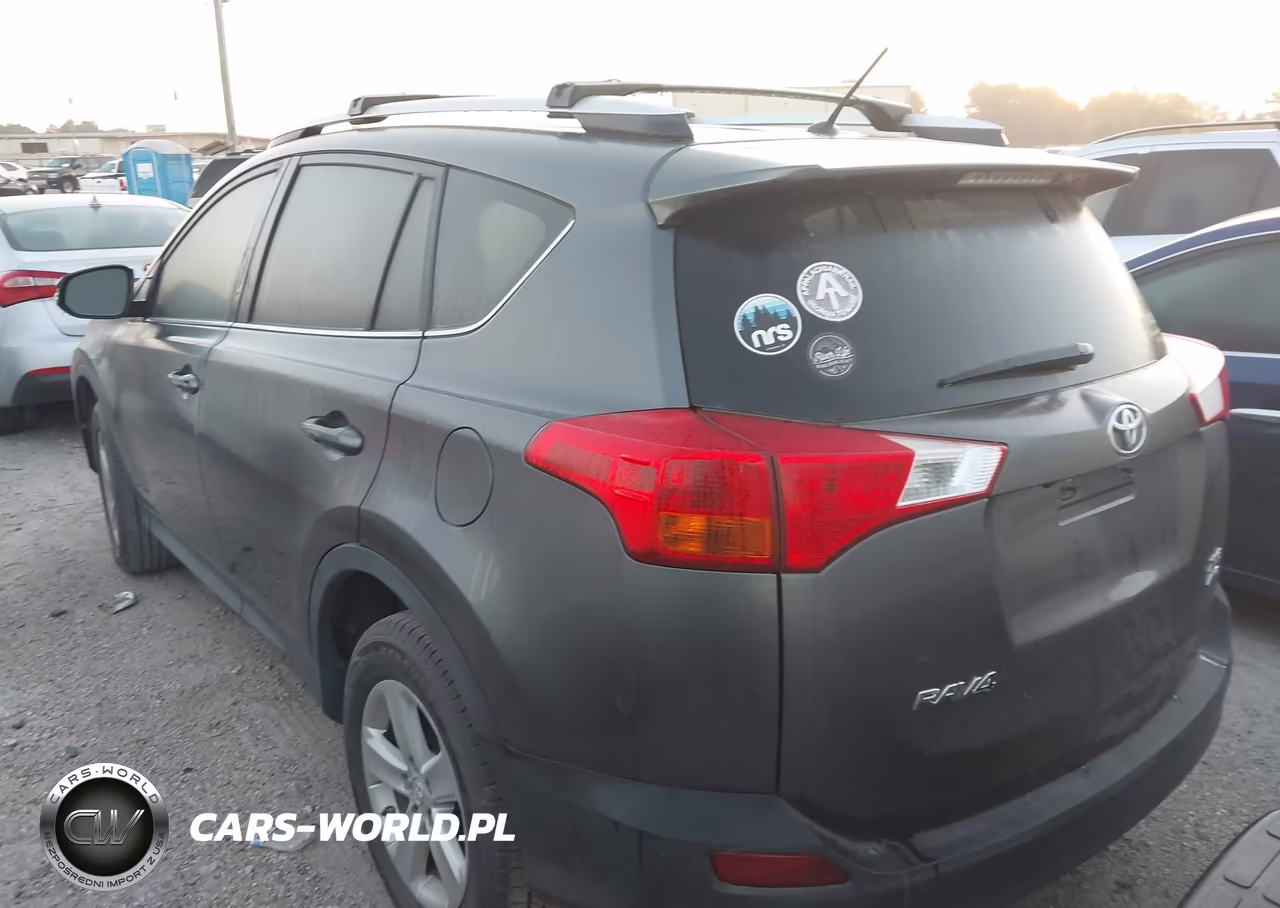 2013 Toyota Rav4 Xle VIN:JTMRFREV3DD043129 - 3