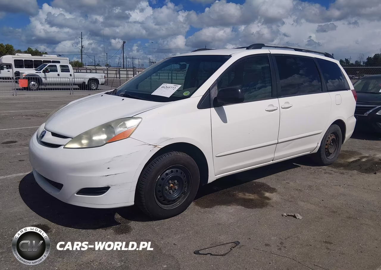 2008 Toyota Sienna Le VIN:5TDZK23C58S218270 - 2