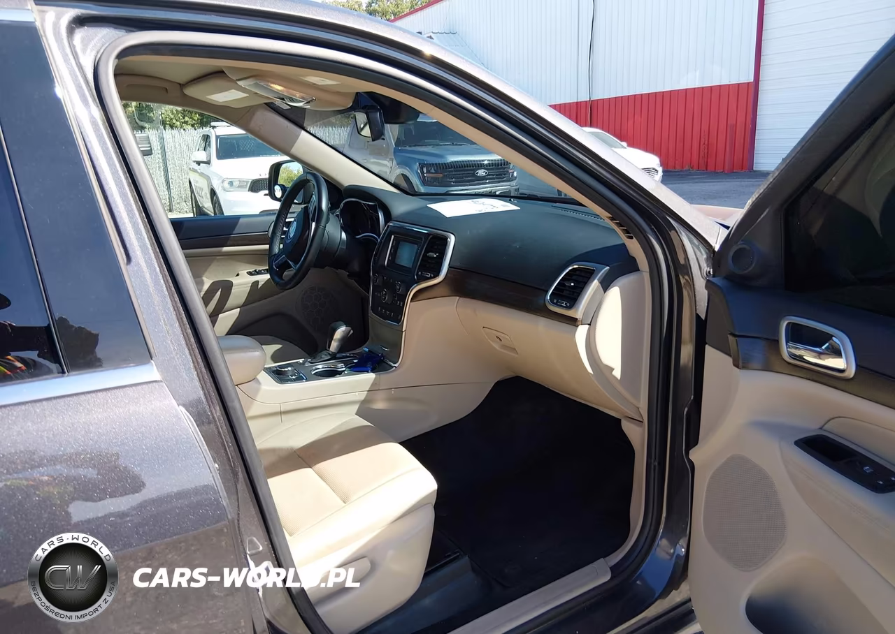 2016 Jeep Grand Cherokee Laredo VIN:1C4RJFAG6GC420356 - 5