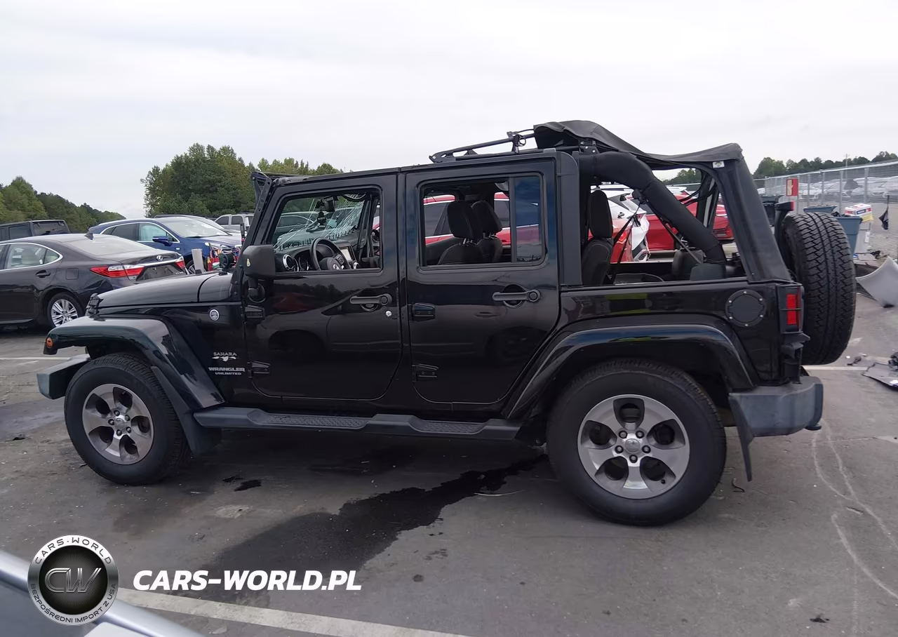 2016 Jeep Wrangler Unlimited Sahara VIN:1C4BJWEGXGL158658 - 14
