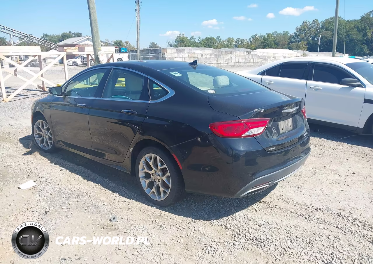 2015 Chrysler 200 C VIN:1C3CCCEG1FN592925 - 3