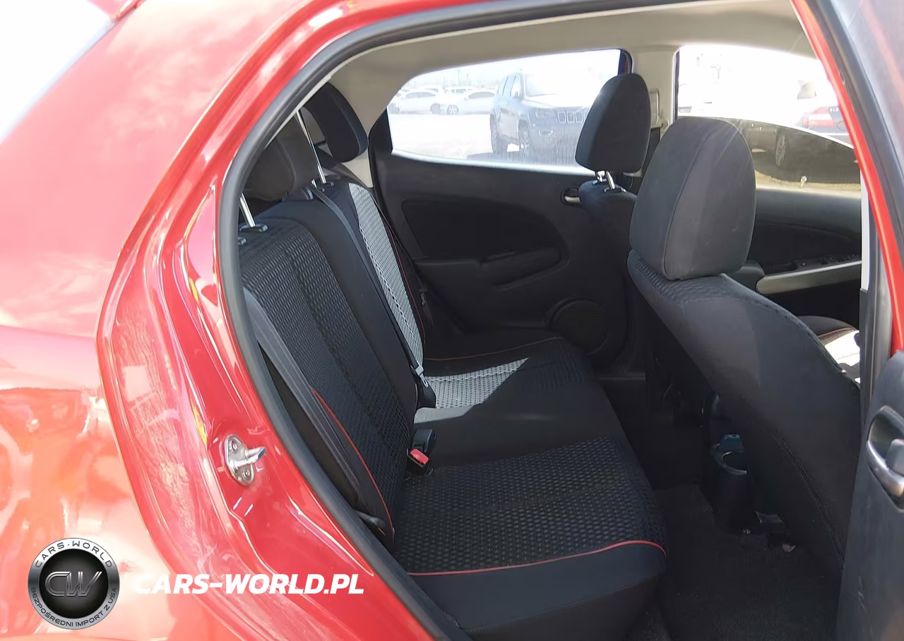 2011 Mazda Mazda2 Touring VIN:JM1DE1HY0B0120385 - 8