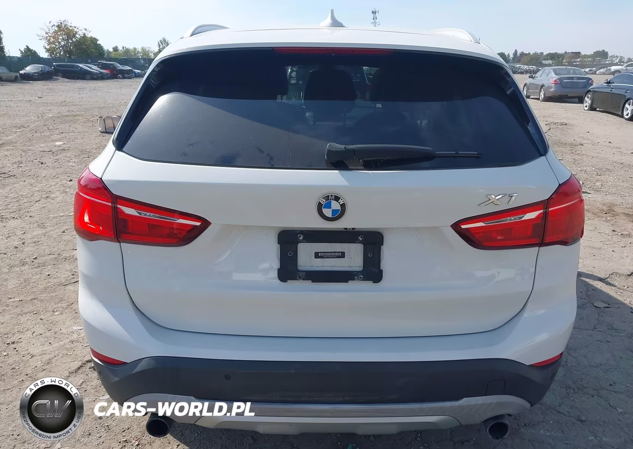 2017 BMW X1 xDrive28I VIN:WBXHT3C34H5F72677 - 16