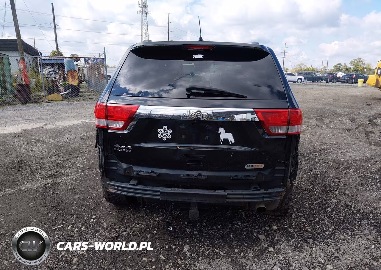 2013 Jeep Grand Cherokee Laredo VIN:1C4RJFAG4DC604285 - 6